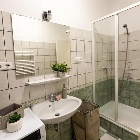 Szabadsag Ter Daire